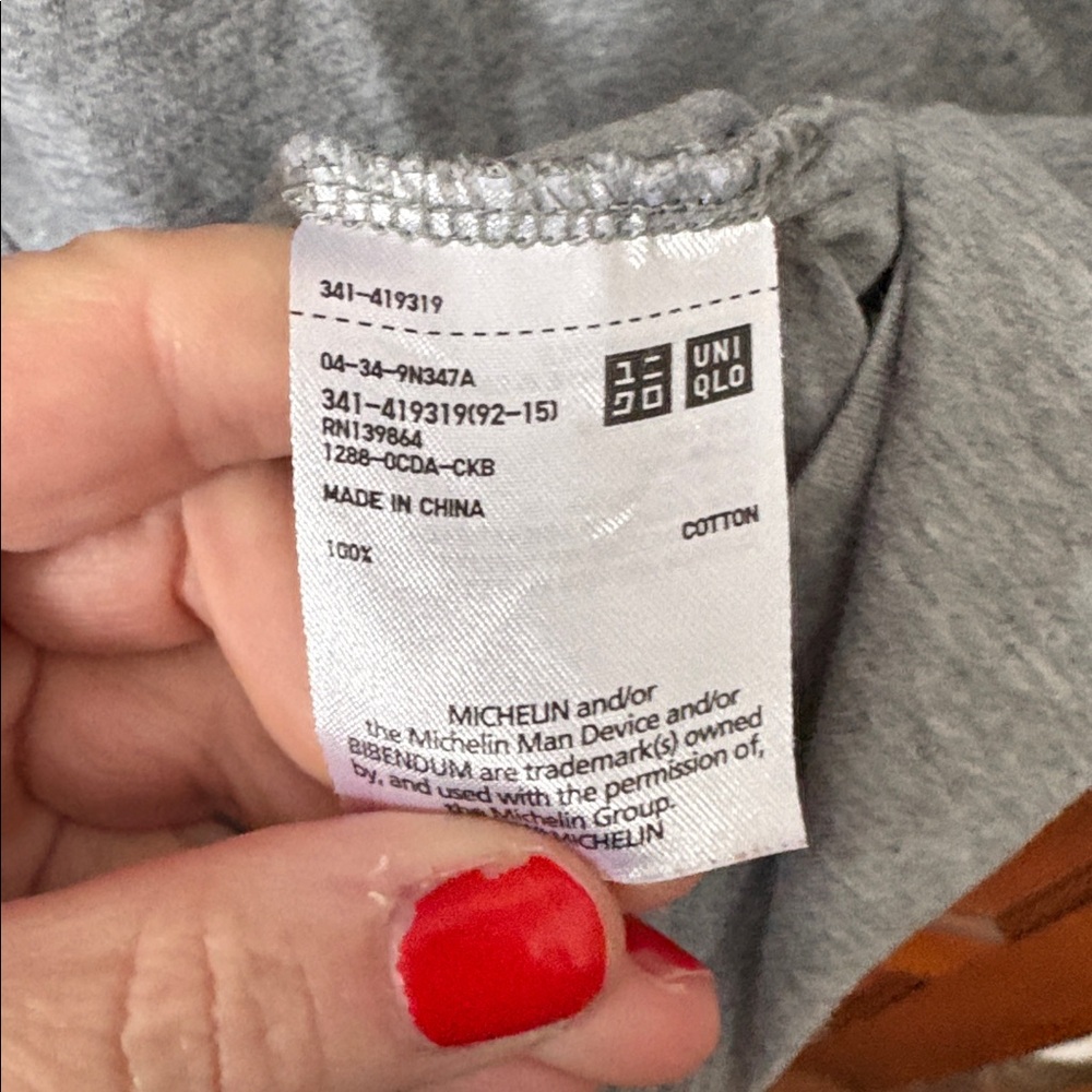 Uniqlo Michelin Man Tee Size Medium View 4